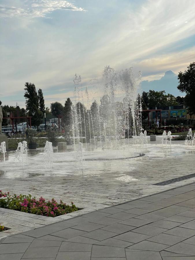 Апартаменты Dorina Wellness Шиофок Экстерьер фото